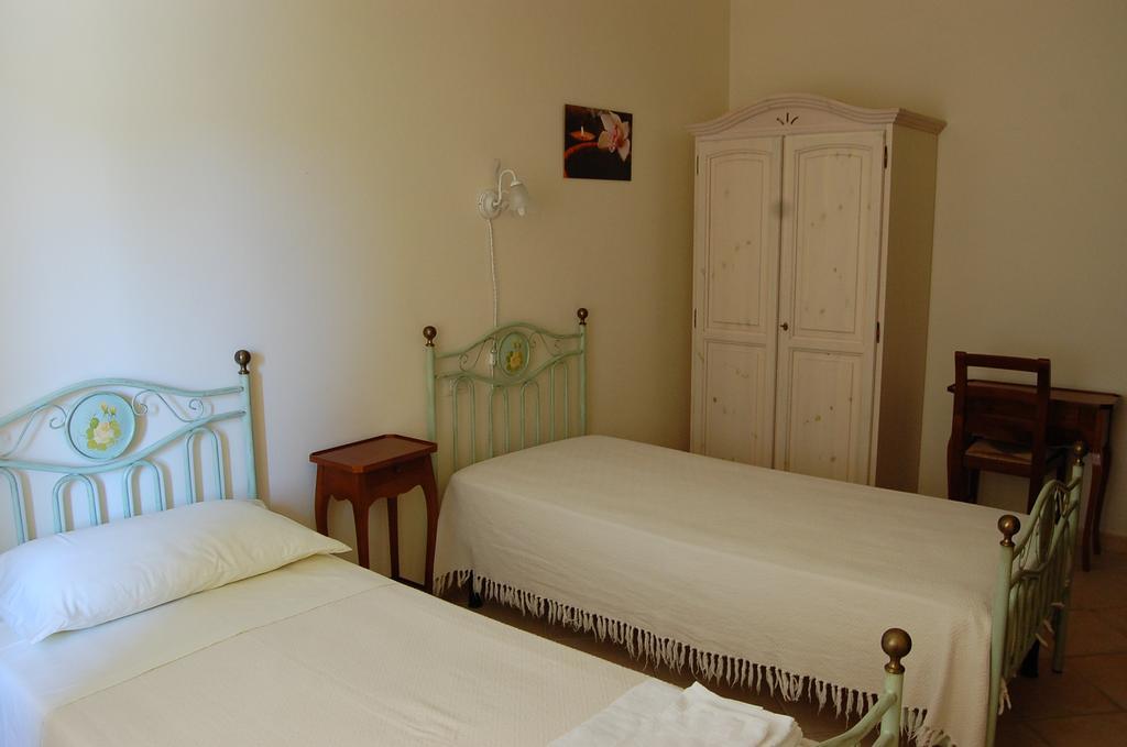 Вілла Agriturismo Furfullanu Nurallao Екстер'єр фото
